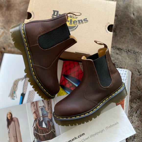 Dr Martens 2976 Bex Crazy Horse Chelsea Boots (Women's) - Picture 10 of 11